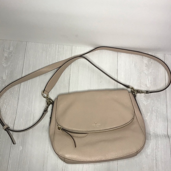 kate spade Handbags - Kate Spade Flapper Pink Convertible Cross-Body